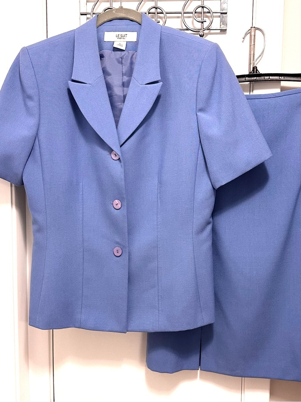Le Suit Periwinkle Three Button Short Slv Jacket Pencil Skirt Suit 6 Power Suit